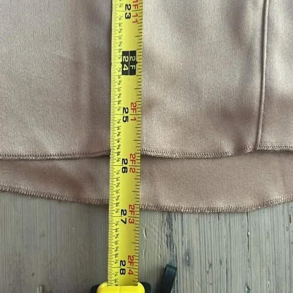 Nanushka Tippi Satin Long Sleeve Button-up Blouse in Sandstone size M - Picture 6 of 11